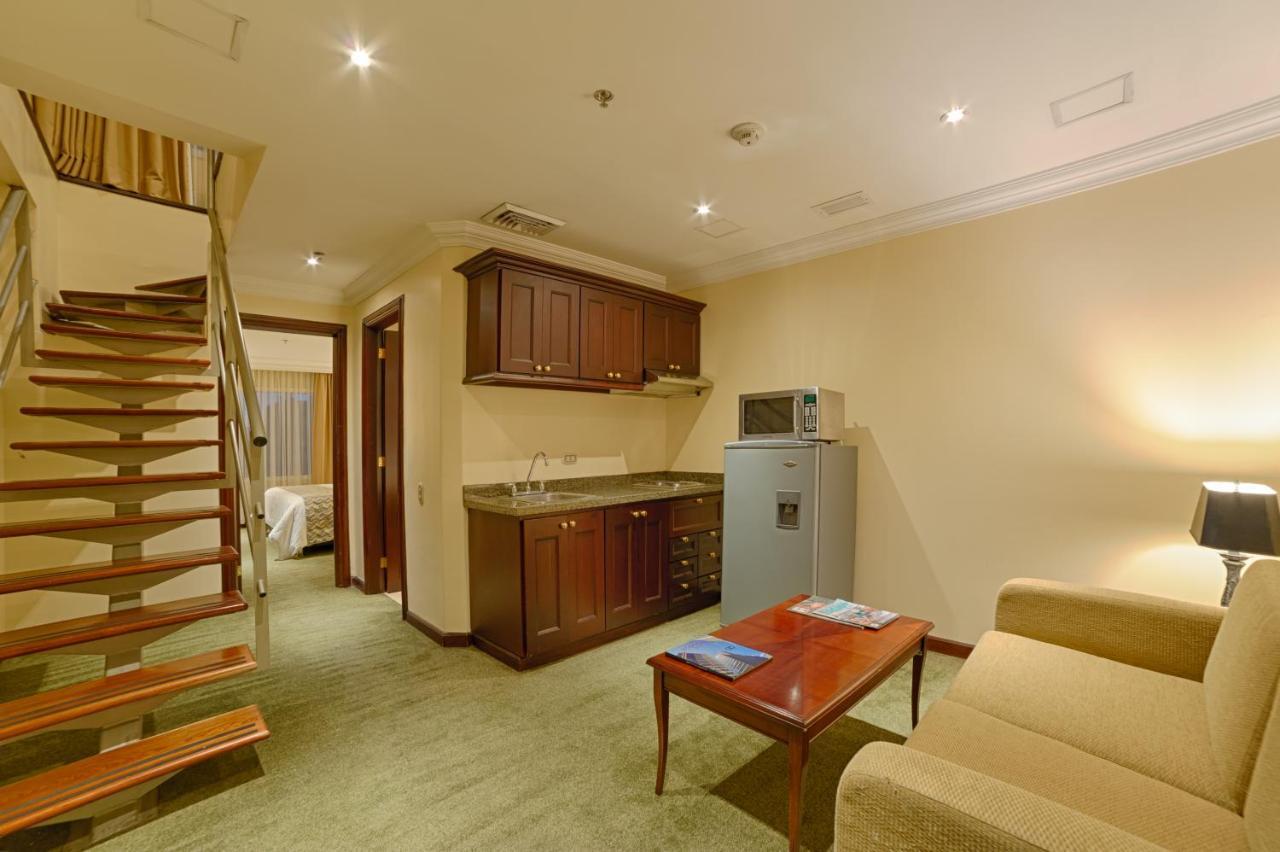 Apartamentos Dann โบโกตา ภายนอก รูปภาพ