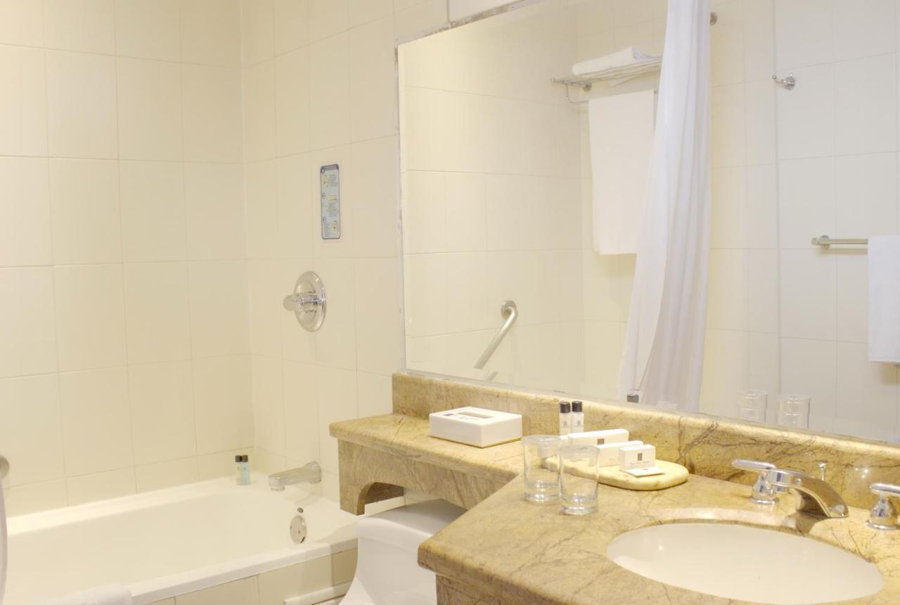 Apartamentos Dann โบโกตา ภายนอก รูปภาพ